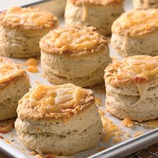 Bakewell Cream Biscuits...easy and perfect every time. I use shortening instead of butter. (Grammie uses this recipe!) Cream Biscuits Recipe, Cream Cheese Biscuits, Chocolate Chip Biscuits, King Arthur Gluten Free, Sourdough Biscuits, Shortcake Biscuits, Frozen Biscuits, Sourdough Sandwich, Gluten Free Biscuits