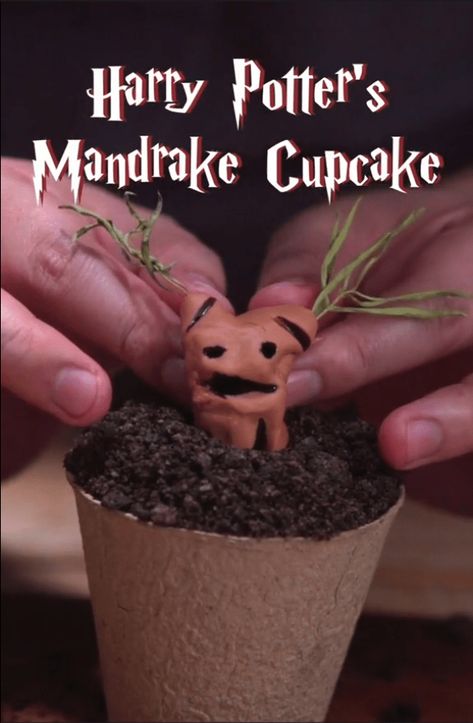 Easy Halloween Recipes:Harry Potter Mandrake Cupcakes - Bitesized.ph Mandrake Cupcakes Harry Potter, Mandrake Dessert, Mandrake Brownies, Harry Potter Muffins, Mandrake Cupcakes, Harry Potter Dishes, Harry Potter Mandrake, Harry Potter Themed Party, Brown Food Coloring