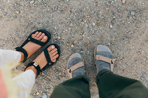 Grand Canyon Rafting, Canadian Tuxedo, Utilitarian Style, Granola Girl, Sandal Fashion, Sock Shoes, Festival Fashion, Fitness Inspo, Hiking