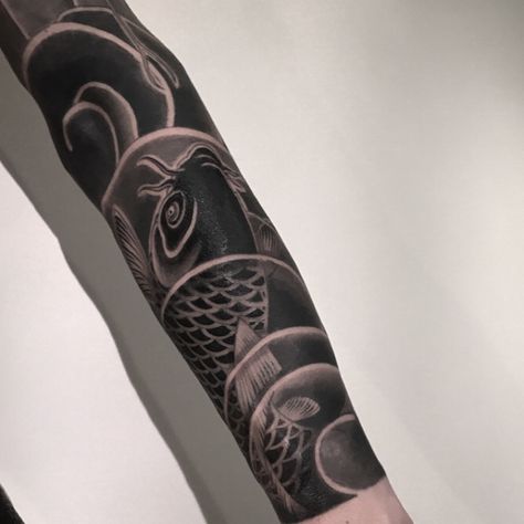 Tattoo uploaded by Lupo Horiokami • Koi fish under water • Tattoodo Japan Koi Tattoo, Black Koi Tattoo, Fish Under Water, Tato Irezumi, Tato Realis, Negative Tattoo, Black Sleeve Tattoo, Koi Tattoo Sleeve, Art Inspired Tattoos