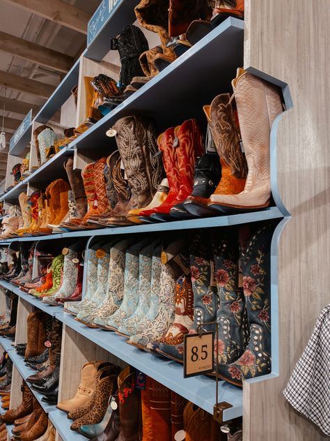 Boot Country Nashville, Nashville Cowboy Boots, Cowboy Boots Nashville, Nashville Boots, Adriana Locke, Cowboy Shop, Tennessee Orange, Nashville Style, Nashville Trip