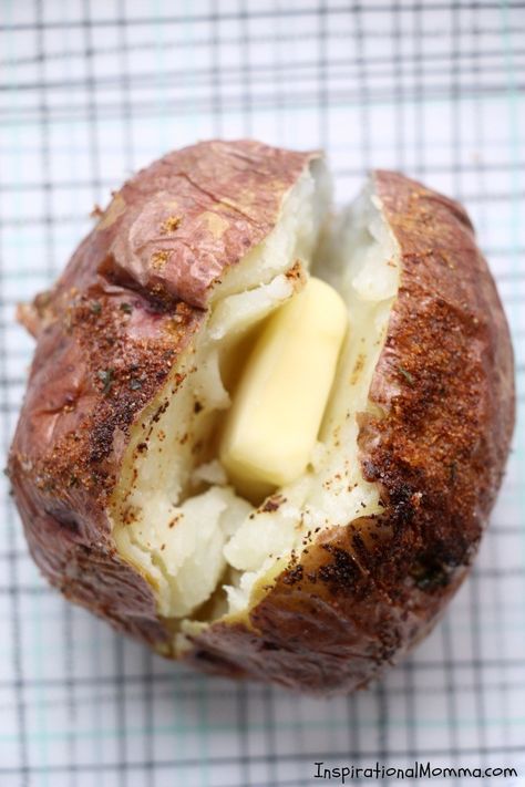 Easy Air Fryer Baked Potatoes are drizzled with olive oil and sensationally seasoned. Cooked to perfection in your Air Fryer, you will make them again and again! #InspirationalMomma #AirFryer #bakedpotatoes #potatoes #baked #quick #easy Air Fryer Baked Red Potatoes, Baked Red Potatoes, Potatoe Recipes, Air Fryer Baked Potato, Potatoes Baked, Perfect Baked Potato, Tenderloin Steak, Irish Potatoes, Shish Kebab