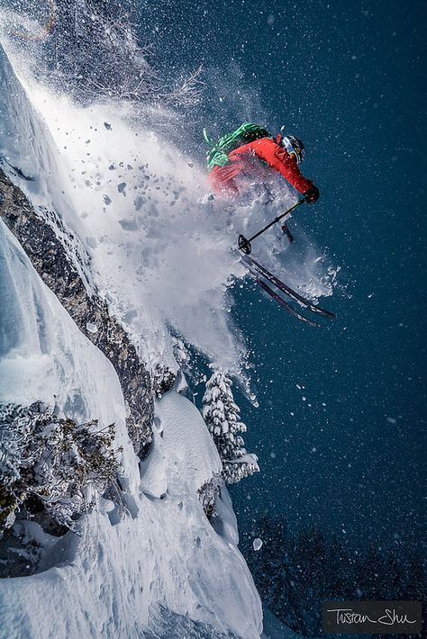 Cliff jump with Adrien Coirier Off Piste Skiing, Skiing Photography, Cliff Jump, Skiing Art, Ski Culture, Snow Boarding, Freestyle Skiing, Ski Bums, Powder Skiing