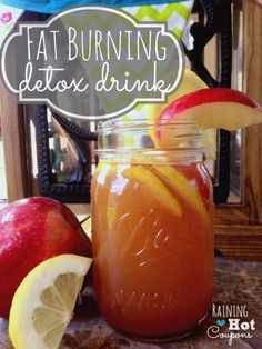 Fat Burning Detox Water Diy Juice Cleanse Recipes, Diy Juice Cleanse, Colon Cleanse Drinks, Diy Juice, Cleansing Drinks, Juice Cleanse Recipes, Smoothie Detox, Detox Water Recipes, Detox Drinks Recipes