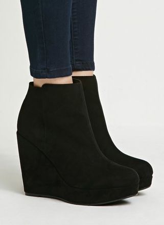 973a5f0ccbc4ee3524ccf035d35b284bdesc44994164ri Boots Boho, Womens Black Booties, Valentino Shoes, Suede Wedges, Shoe Closet, Crazy Shoes, Dream Shoes, Winter Shoes, Platform Wedges