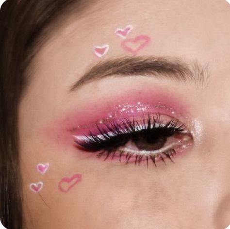 lover makeup Pink Star Eye Makeup, Lover Eyeshadow Looks, Lover Makeup Taylor Swift Simple, Taylor Swift Concert Makeup Ideas Lover, Pink Beach Makeup, Pearl Pink Makeup, Barbie Movie Makeup Ideas, Taylor Swift Lovers Makeup, Pink Cheer Makeup