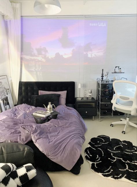 Black Gray Purple Bedroom, Room Inspiration Bedroom Black Furniture, Korean Bedroom Aesthetic Dark, Room Inspo Black Furniture, Black And Purple Room Ideas, Room Placement Ideas Bedroom, Purple And Black Bedroom Ideas, Purple And Black Room, Purple And Black Bedroom