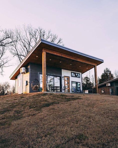 Tiny Home Shed, Slanted Roof, Shed Tiny Home, Shed Cabin, Log Home Living, Tiny House Nation, Forest Home, Shipping Container House Plans, Tiny House Community