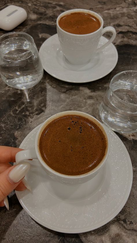 Turkish Coffee Aesthetic, Amanda Aesthetic, Cafe Story, Turkey Pics, Turkey Coffee, Cupcake Photography, Tea Time Food, Vanilla Coffee, Birthday Planning