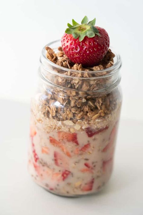 Toddler Breakfast Ideas Recipe: Overnight Granola Overnight Granola, Breakfast Ideas For Toddlers, Toddler Breakfast Ideas, Healthy Easy Breakfast, Sweet Potato Cookies, Breakfast Cake Recipes, Breakfast Recipes Kids, Breakfast Oats Overnight, Breakfast Slider