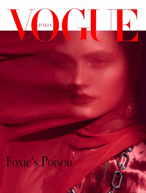 Vogue Italy April 2017 Mia Gruenwald by Andreas Ortner Italy April, Vogue Italy, Vogue Photography, Editorial Vogue, Vogue Magazine Covers, Fashion Magazine Cover, Fashion Cover, Vogue Covers, Fashion Photography Poses