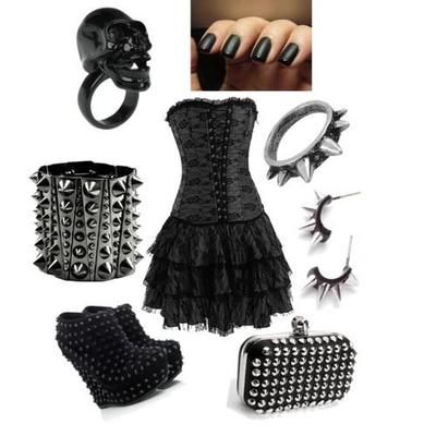 I would wear this :) Gabby Barrett, Spikes Fashion, Cute Emo Outfits, Studded Combat Boots, Emo Clothes, Gothic Mode, Studs And Spikes, Female Outfits, Marley Rose