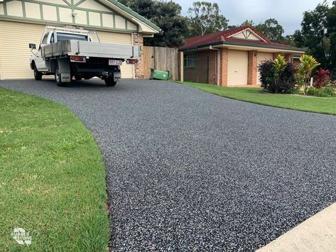 Concrete Driveway Resurfacing, Driveway Resurfacing, Tarmac Driveways, Driveway Edging, Australia House, Concrete Driveways, Patio Stones, Beautiful Space, Driveway