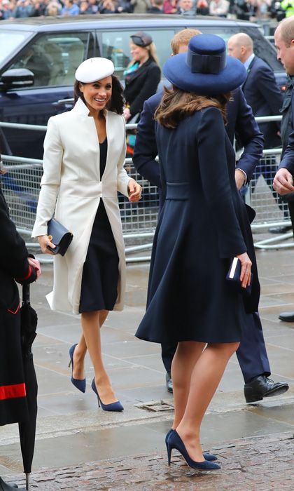 Kate Middleton and Meghan Markle Meghan Markle Hat Style, Wedding In May, Estilo Meghan Markle, Commonwealth Day, Princ Harry, Meghan Markle Outfits, Princess Meghan, Prince Harry And Megan, Meghan Markle Prince Harry