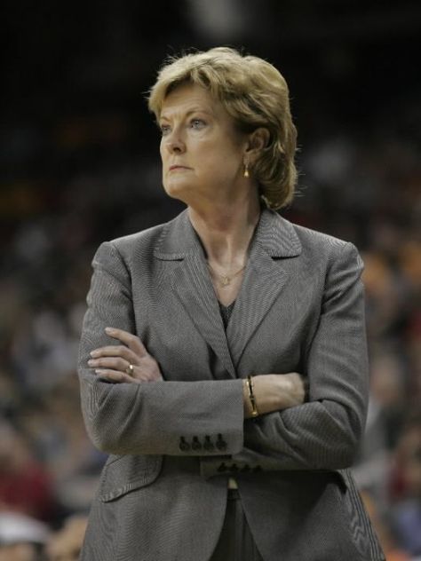 New book confirms Pat Summitt ‘lived every life lesson she taught’ Lady Vols Basketball, Pat Summitt, Go Vols, Knoxville Tennessee, Inspiring Women, Life Lesson, Gatlinburg, Pioneer Woman, Usa Today