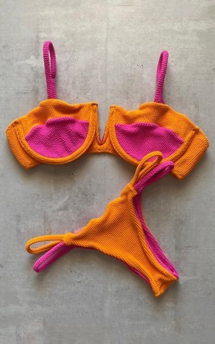 Velvet Swimsuit, Swimsuit Inspo, Cute Bathing Suits, Cute Swimsuits, Summer Bikinis, Summer Swim Suits, Looks Chic, Swimwear Outfit, Crochet Designs