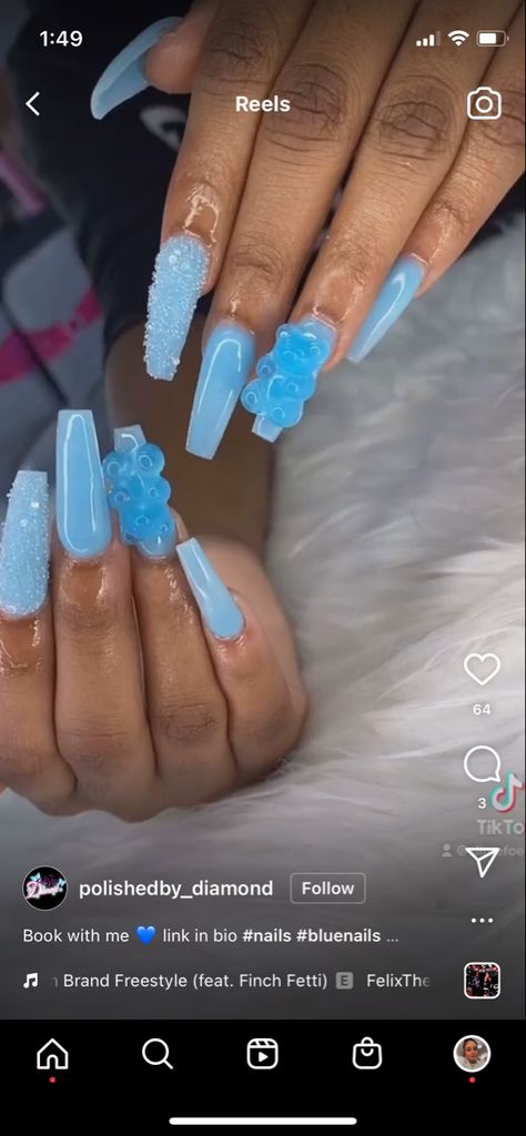 Pink Nails With Bear Charm, Nail Designs With Gummy Bears, Acrylic Nails With Gummy Bear Charms, Gummy Nail Art, Gummy Bear Charm Nails, Nail Designs Gummy Bear, Gummy Bear Nails Short, Blue Acrylic Nails With Charms, Blue Teddy Bear Nails