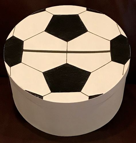 Soccer Themed Birthday Party, Soccer Ball Gift, Soccer Ball Design, Sports Themed Wedding, Valentine Mailbox, Handmade Gifts For Boyfriend, Valentine Day Boxes, Soccer Gifts, Ball Design