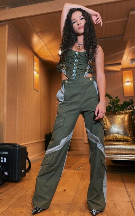 Breanna Yde, School Of Rock, Send Help, Hottest Celebrities, The Things, Pretty People, Leather Pants, Overalls, Actresses