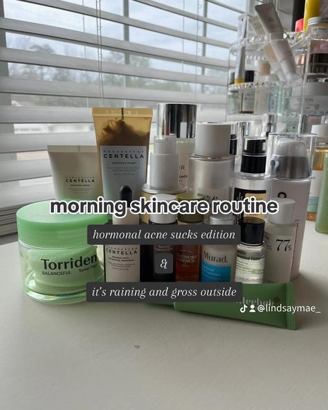 my hormonal acne has decided to visit and i may have gotten a few pimples from the reedle shot too?? Not sure honestly but will keep using it to see if its that or just my hormones! Either way, im working to treat it and soothe it today! Whats your go to for breakouts? #morningskincare #morningskincareroutines #koreanskincare #koreanskincareroutine #acneproneskincare #soothingskincare Skin Care Routine After Gym, Korean Skincare Acne Prone Skin, Korean Skincare For Acne Prone Skin, Korean Skin Care For Oily Acne Prone Skin, Korean Skincare For Normal Skin, Acne Prone Skin Care, Routine Aesthetic, Morning Skincare, Hormonal Acne