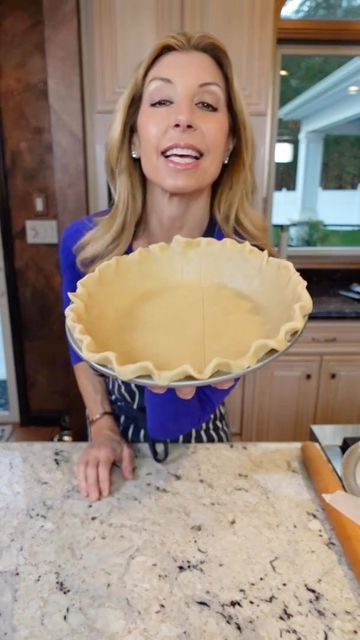 Shereen Pavlides on Instagram: "Chefie Tip! Foolproof way to roll out pie crust. . . . #chefietip #piecrust #fromscratch #foodies #cookingwithshereen #rollingoutpiecrustcookingwithshereen" Cooking With Shereen, Flakey Pie Crust, Pie Crust From Scratch, Baking Birthday Parties, Homemade Chicken And Dumplings, Good Pie, Flaky Pie Crust, Pastry Crust, Pie Crust Recipes