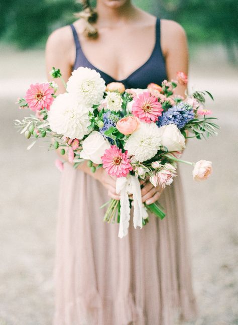 Zinnia: http://www.stylemepretty.com/2016/01/28/symbolic-wedding-flower-meaning/ Bohemian Autumn Wedding, Informal Weddings, Bohemian Fall, Unique Wedding Flowers, Boho Inspiration, Favorite Flower, Wedding Inspiration Fall, Blush Wedding, Flower Bouquet Wedding