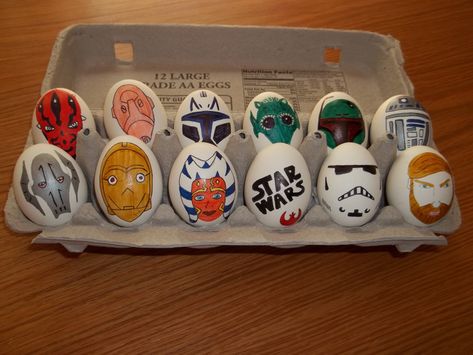 Star Wars Easter, Star Wars Easter Eggs, Business Failure, Easter Hat Parade, Book Costumes, Battle Droid, Easter Hats, Bb 8, Coloring Easter Eggs