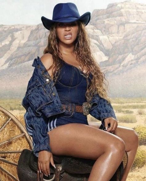 Ivy Park Rodeo, Michelle Carter, Queen Bee Beyonce, Cowgirl Style Outfits, Cowgirl Look, Sasha Fierce, Black Cowgirl, Beyonce Style, Beyoncé Giselle Knowles-carter