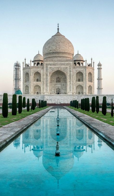 Travel to India is very popular among tourists because it features a diverse array of cultural, historical and architectural attractions. The Taj Mahal is among the most famous. تاج محل, Travel To India, Cultural Architecture, Destination Voyage, Famous Places, Travel List, Culture Travel, Beautiful Buildings, Agra