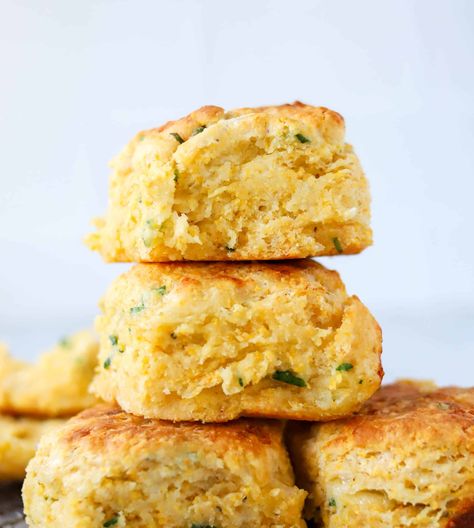 Cheddar Cornmeal Biscuits Cornmeal Biscuits Recipe, Sour Cream Banana Bread Recipe, Cornmeal Biscuits, Cornbread Biscuits, Cheesy Biscuits, Cornmeal Recipes, Sour Cream Banana Bread, Buttermilk Biscuits Recipe, Breakfast Biscuits