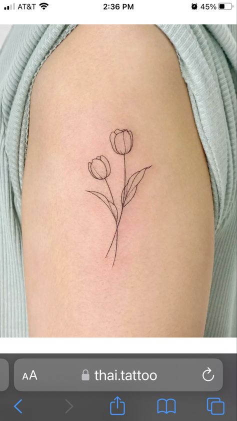 Snake And Tulip Tattoo, White Tulips Tattoo, Two Tulips Tattoo, Fineline Tulip Tattoo, Tattoo Ideas Tulip, Tulip Fine Line Tattoo, Simple Tulip Tattoo, Small Tulip Tattoo, Fine Line Tulip