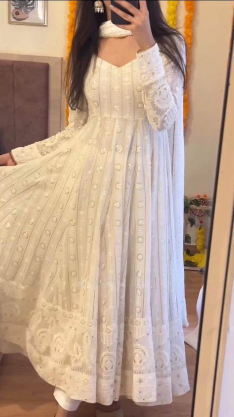 White Suits For Women Indian, White Anarkali Dress, Moti Lace, Full Sleeve Gowns, Anarkali Designs, Dresses Couture, Anarkali Dress Pattern, Maxi Outfits, Desi Fashion Casual