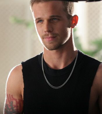 Cam Gigandet Never Back Down, Kevin Volchok, 2000s Shows, 2000 Clothes, Ryan Sheckler, Cam Gigandet, Characters Aesthetic, Aesthetic Men, Don Draper