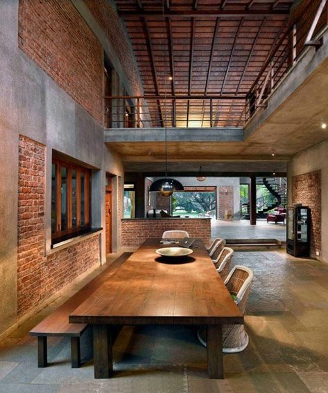 Barn Wood Floors, Industrial Home Design, Best Modern House Design, Dream Mansion, Brick Architecture, House Blend, Loft House, Village House Design, Steel House