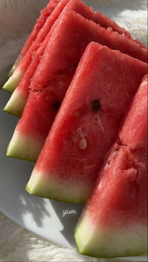 Watermelon Story Instagram, Watermelon Snap, Watermelon Aesthetic, Summer Snaps, Summer Snap, Watermelon Cocktail, Watermelon Mojito, Watermelon Drink, 2022 Instagram