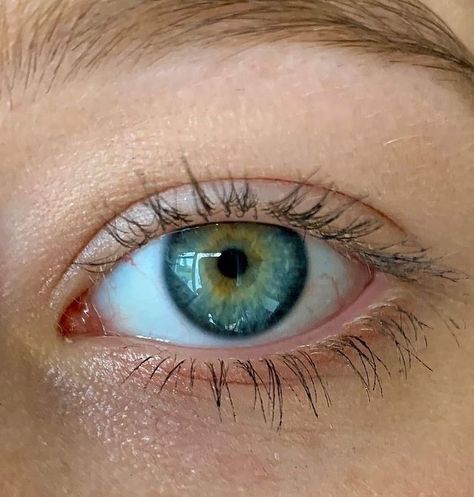 Blue Eyes Aesthetic, Teal Eyes, Beauty Mistakes, Dark Blue Eyes, Beautiful Eyes Color, Blue Green Eyes, Turquoise Eyes, Eye Painting, Aesthetic Eyes