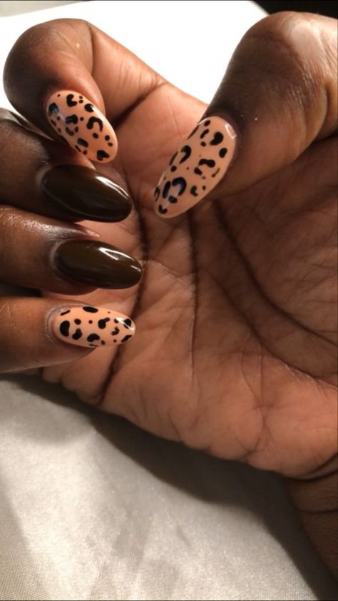 Cheetah Print Dip Nails, French Tip Cheetah Print Nails, Nails Cheetah Print, Leopard Nail Designs, Cheetah Nail Designs, Cheetah Print Nails, Oc Challenge, Cheetah Nails, Leopard Print Nails