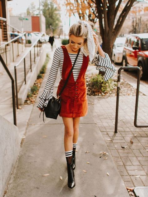 Blonde Hair Platinum, Women Fall Outfit Ideas, Trending Now Fashion, Layered Dresses, Affordable Outfits, Preppy Fall Outfits, Preppy Fall, Poses Instagram, Platinum Hair