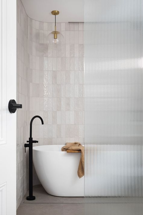 Maple House | Cera Stribley Curved Walls Bathroom, Curved Bathroom Wall, Curved Wall Bathroom, Curved Shower Wall, Fluted Glass Bathroom, Fluted Glass Shower Screen, Fluted Bath, Fluted Bathroom, Curved Bathroom