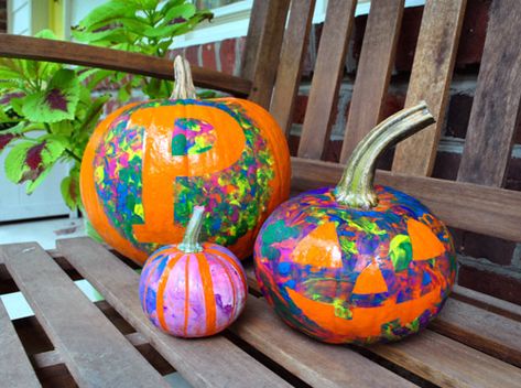 Four No-Cut Pumpkin Decorating Ideas For Kids | Young House Love Young House, Fun Pumpkins, Young House Love, Pumpkin Projects, Pumpkin Painting, Finger Painting, Cute Pumpkin, Painted Pumpkins, Pumpkin Decorating