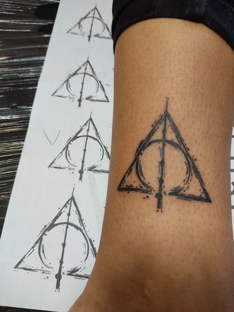 Harry Potter Tattoo For Men, The Deathly Hallows Tattoo, Harry Potter Tattoos Men, Hand Arm Tattoo, Amanda Tattoo, Hollow Tattoo, Hallows Tattoo, Deathly Hallows Symbol, Dragon Sleeve