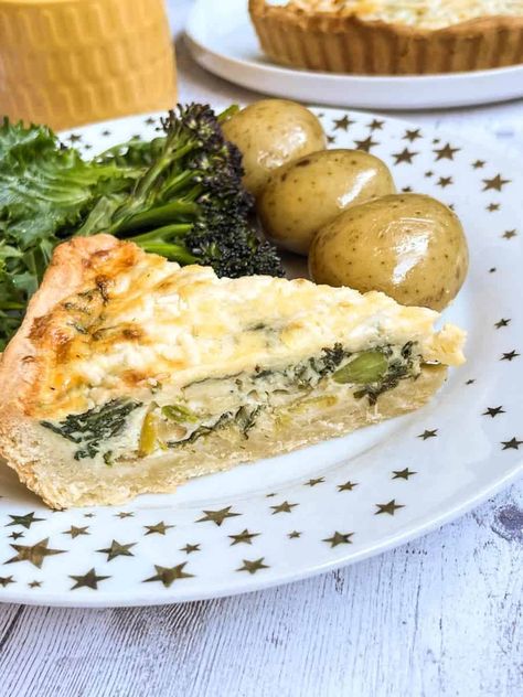 Coronation Quiche - Something Sweet Something Savoury Biltong Quiche Recipe, Coronation Quiche Recipe, Savoury Pie Recipes Vegetarian, Hissy Fit Quiche, Coronation Quiche, Traditional Quiche Lorraine, Coronation Of King Charles, Cinnamon Waffles, Delicious Quiche