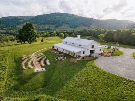 Wedding Venue Must Haves, Crow Wedding, Event Venue Business, Venue Business, Event Venue Design, Event Space Design, Farmhouse Wedding Venue, Event Venue Spaces, Beech Mountain