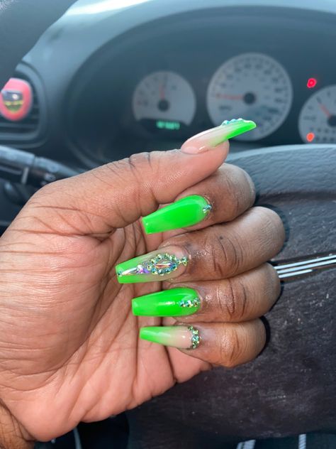 Neon Lime Green Nails, Like Green Nails, Lime Green And Black Nails, Neon Lime Nails, Green Baddie Nails, Nails Lime Green, Xl Long Acrylic Nails, Bright Green Nails, Acrylic Nails Green