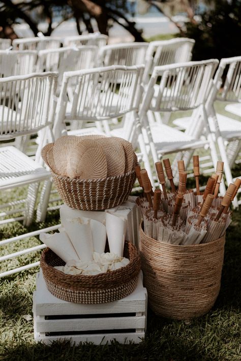 Summer Wedding Umbrella, Fans At Wedding Ceremony, Paper Umbrella Wedding, Beach Wedding Inspiration Receptions, Expensive Wedding Decor, Beach Ceremony Ideas, Bali Wedding Decor, Bahamas Wedding Ideas, Garden Wedding Aisle