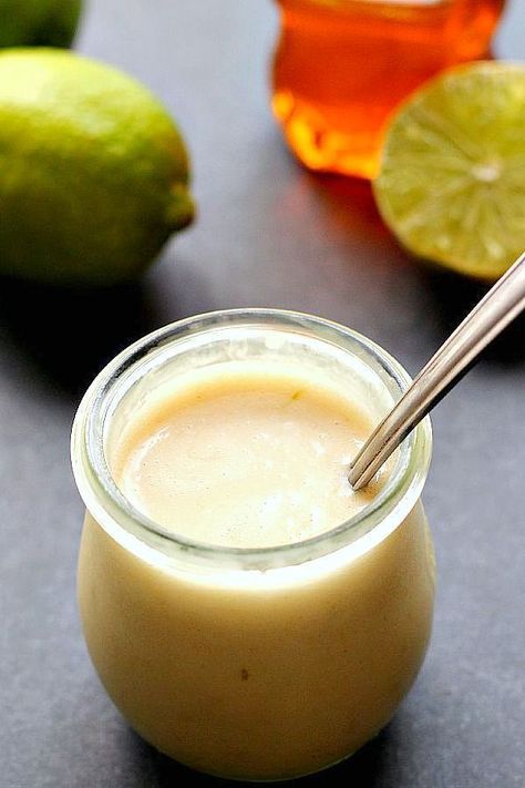 Honey Lime Dressing - one of my favorite dressings ever! You can make it for sweet and savory salads! So easy to whip up in your blender! Creamy Lime Dressing, Cheddars Honey Lime Dressing Recipe, Honey Lime Dressing Recipe, Salad Supreme, Lime Salad Dressing, Honey Lime Vinaigrette, Bistro Box, Dressing Salad, Honey Lime Dressing