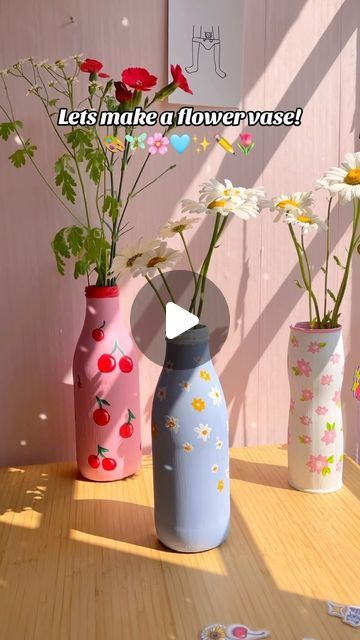 Art by Lieve Merlijn van Eijden 🌸🎨 on Instagram: "Easy Flower vase DIY 🌷✏️🎨✨🧚🏻🌸 #diy #craft #easyart #art #tutorial #recycle #painting @karvan.cevitam @jumbo @royaltalensbenelux @royaltalens" Recycle Painting, Diy Vase Painting, Diy Vase Decor, Diy Vases, Vase Diy, Vase Painting, Easy Flower, Diy Vase, Recycled Crafts