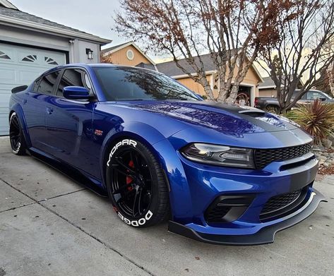 Anthony Carter | LXandBeyond on Instagram: “#MondayBlues Custom 2020 Dodge Charger Scat Pack Widebody. 📷: @392indigoblue www.dodge.com⁣ ⁣ #Dodge #Mopar #ScatPack #dodgegarage…” Dodge Charger Scat Pack, Charger Scat Pack, Hellcat Charger, Hd Gif, Cars Modified, Charger Srt8, Charger Hellcat, Dodge Charger Sxt, Wallpaper Car