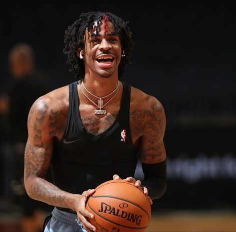 Morant Wallpapers, Basketball Ja Morant, Ja Morant Wallpaper, Ja Morant Style, Cool Basketball Wallpapers, Basketball Players Nba, Basketball Photos, Dreadlock Hairstyles For Men, Nba Fashion