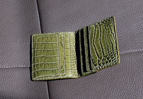 Leather Card Wallet Pattern, Alligator Wallet, Latest Technology Gadgets, Flying Jacket, Leather Passport Wallet, Leather Card Wallet, Handmade Leather Wallet, Wallet Pattern, In My Opinion